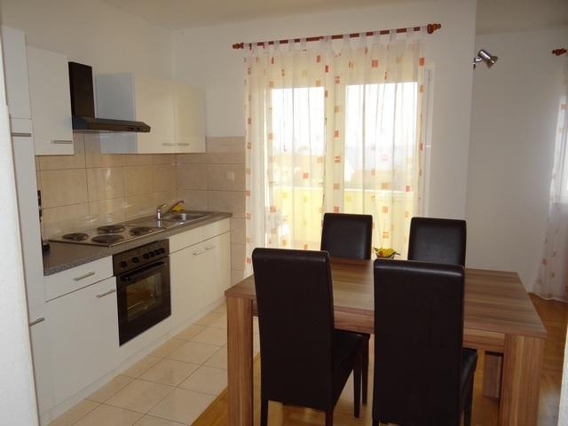 Apartments Milka Trogir Rum bild
