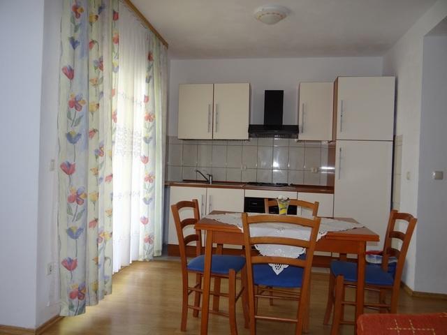 Apartments Milka Trogir Rum bild