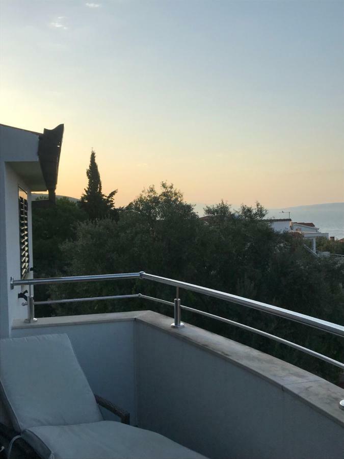 Apartments Milka Trogir Exteriör bild